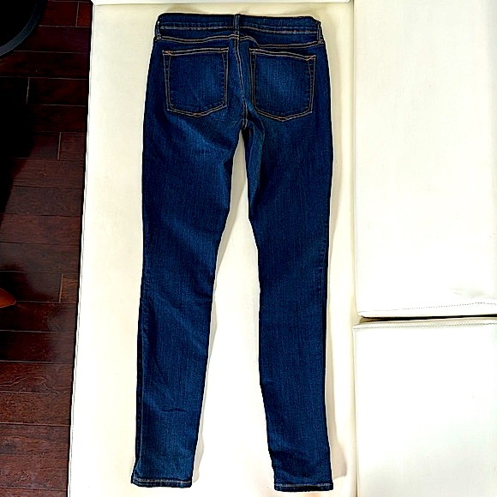 Gap Dark Cropped Legging Jean! - Picture 4 of 5